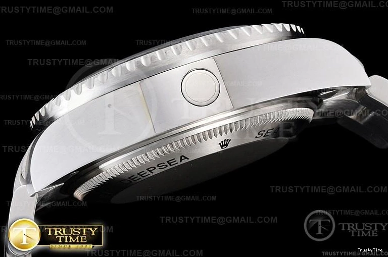 0220 ROLSD093 – Deep Sea Dweller Black Contemporary 1015